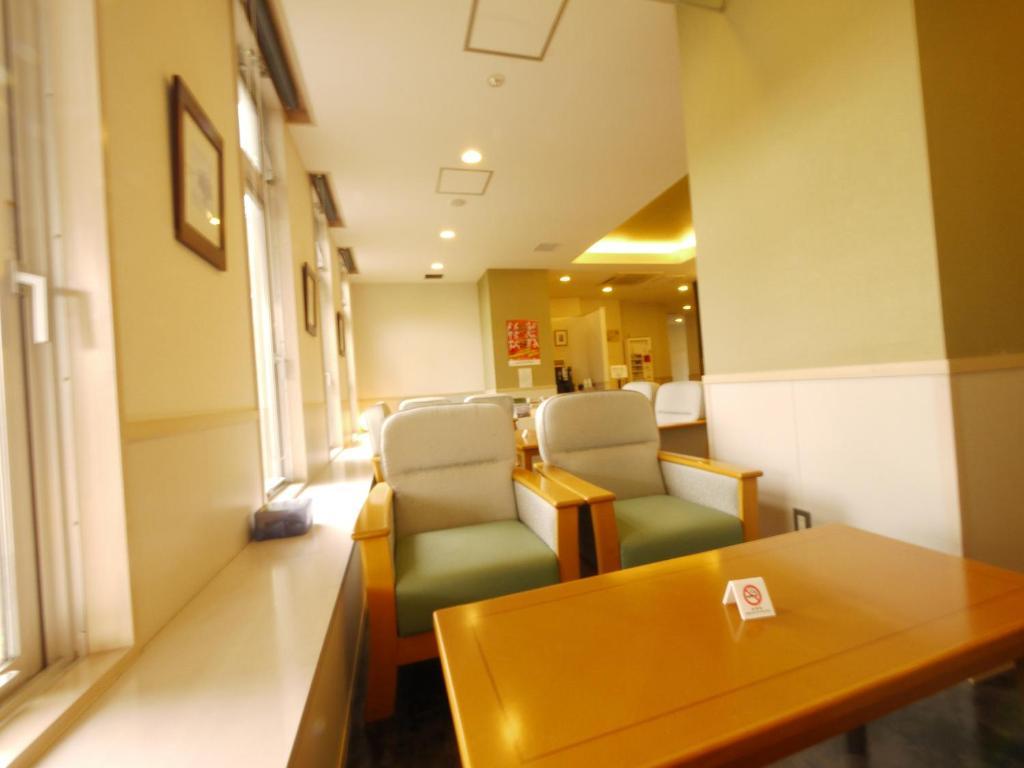 Hotel Route-Inn Honjo Ekiminami Exterior photo